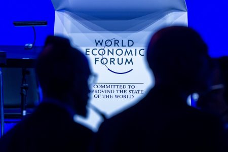 Νταβός: Η εμπιστοσύνη των πολιτών ζητούμενο στο Παγκόσμιο Οικονομικό Φόρουμ