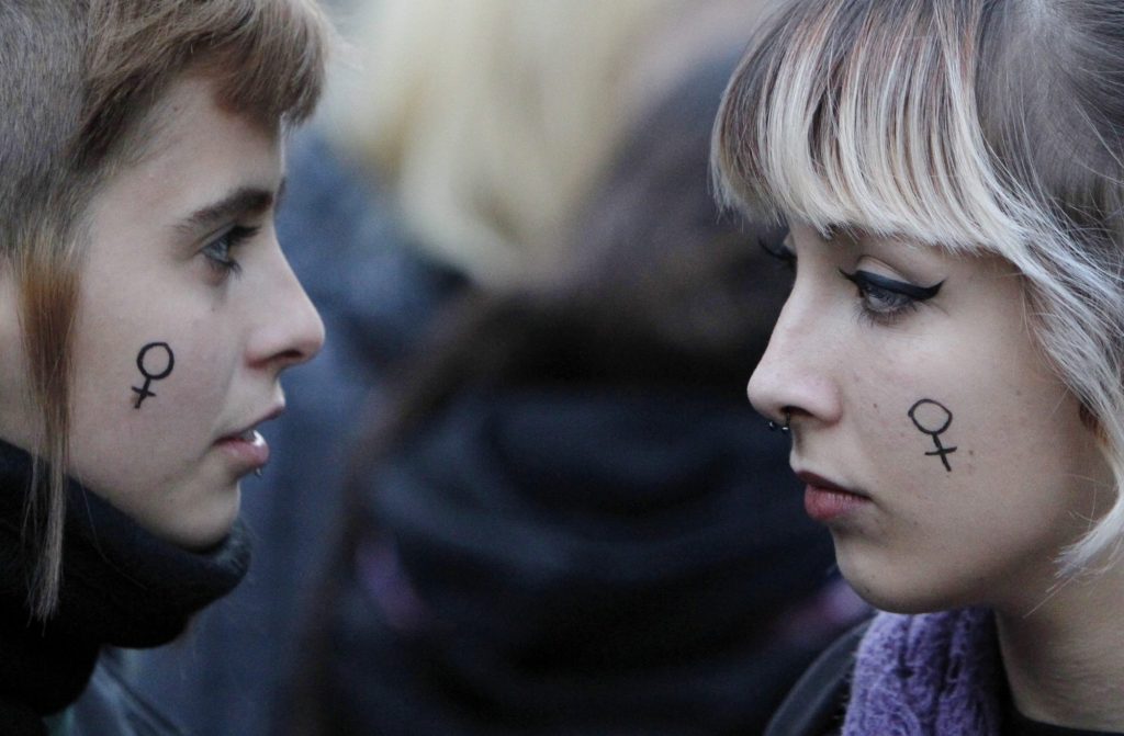 Ευρωπαϊκό Δικαστήριο: «Πρόσφυγες» οι γυναίκες που έχουν υποστεί βία