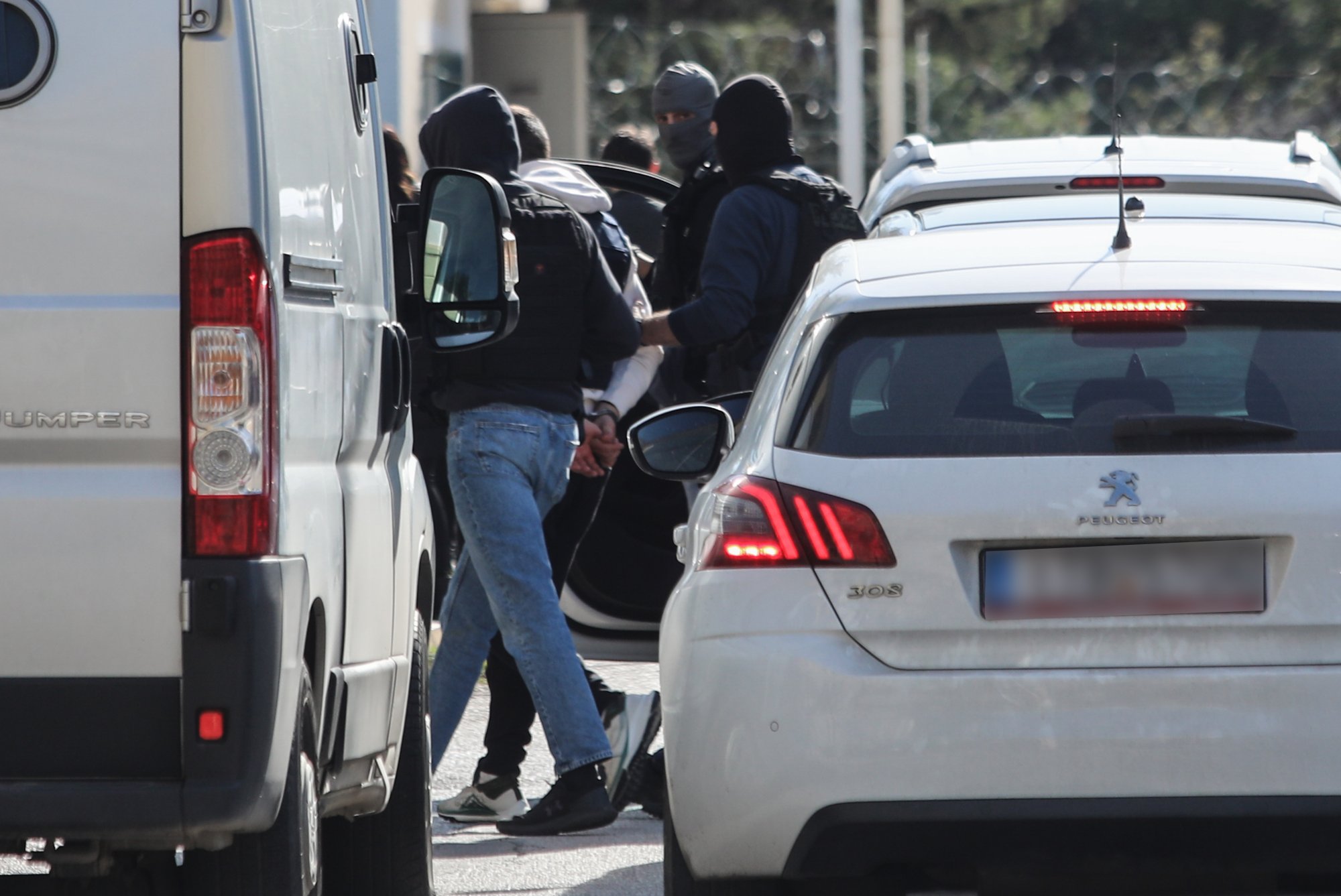 Greek Mafia: Σχεδίαζαν δολοφονικές επιθέσεις με drones που θα έφεραν χειροβομβίδες