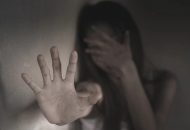 Πατήσια: 56χρονος βίαζε επί 7 χρόνια την ανήλικη κόρη της συντρόφου του