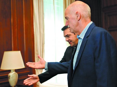 Τσίπρας – Παπανδρέου: Συζητούν για κοινό μέτωπο, ξορκίζουν ένα νέο κόμμα