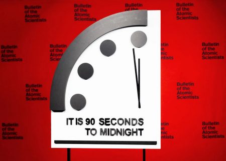 Τι είναι και πώς λειτουργεί το Ρολόι της Αποκάλυψης – Παραμένει στα 90 δευτερόλεπτα