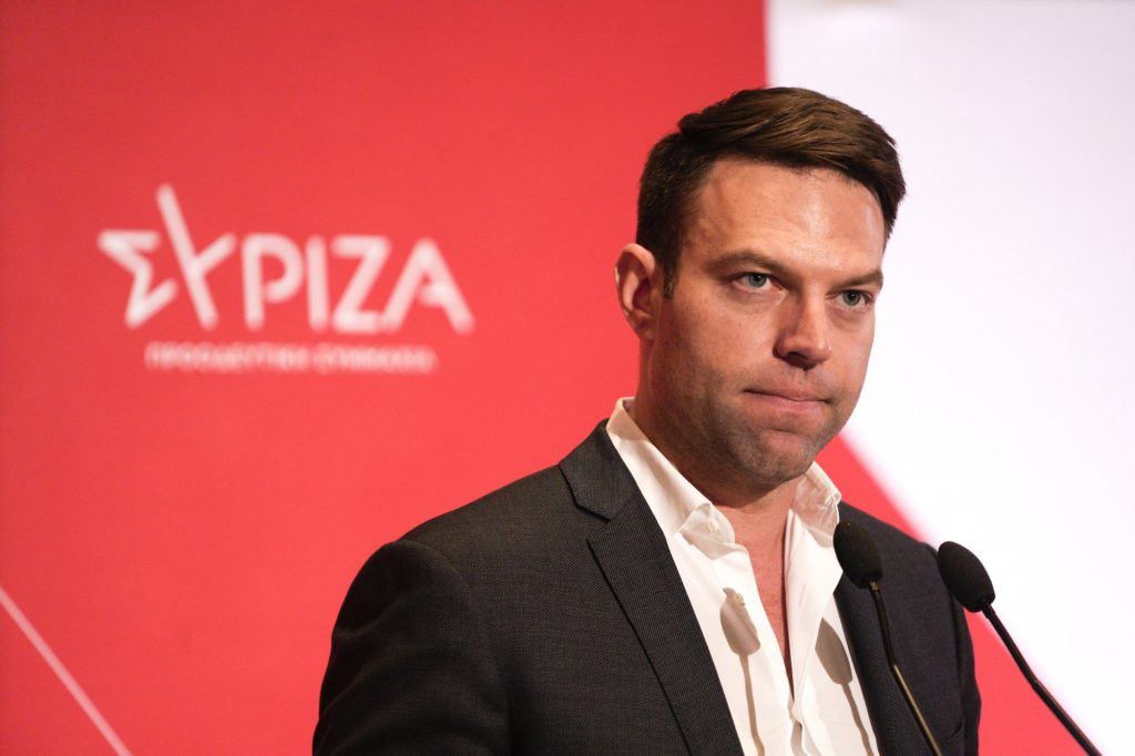 Κασσελάκης για τράπεζες: Καρτελοποίηση, χαμηλή ποιότητα υπηρεσιών και υπέρογκα κέρδη