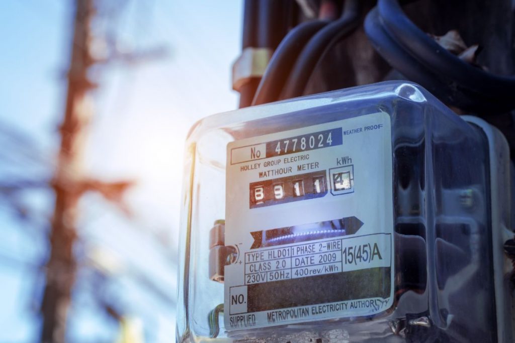 ΔΕΔΔΗΕ: Ξεκινά η μηνιαία καταμέτρηση της κατανάλωσης ρεύματος