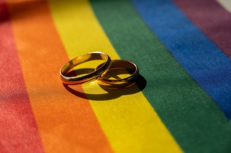 Τήλος: Οι πρώτοι γάμοι ομοφύλων το 2008, όπως τους έζησαν 3 από τους πρωταγωνιστές τους