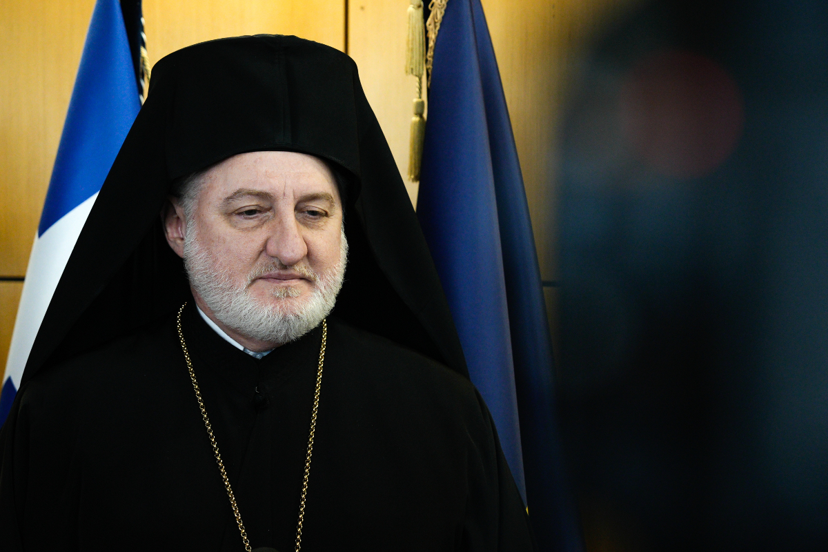 Αρχιεπίσκοπος Ελπιδοφόρος: Οι δυο προϋποθέσεις για τη βάπτιση παιδιών ομόφυλων ζευγαριών