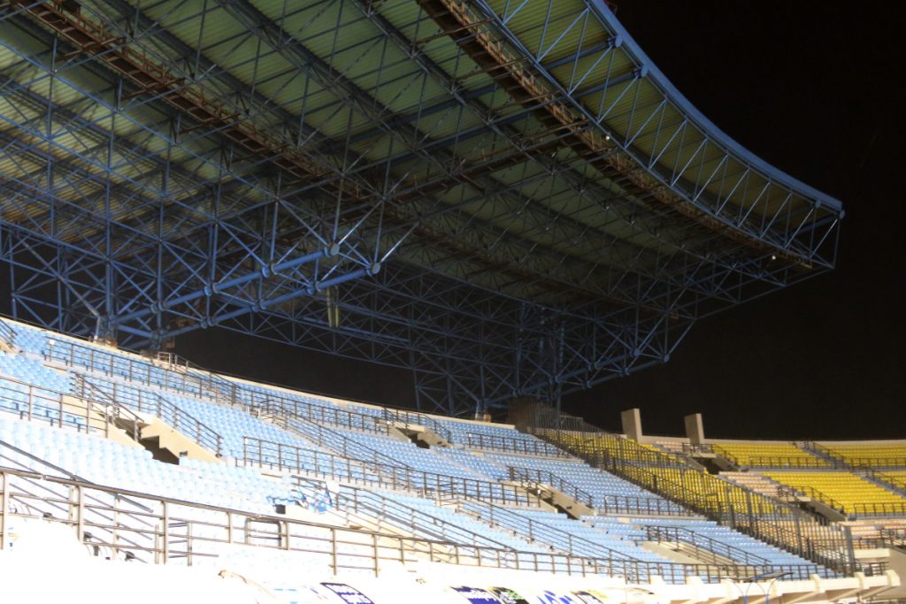 Κακοκαιρία Avgi: Αποκολλήθηκε τμήμα της οροφής του Παγκρήτιου Σταδίου