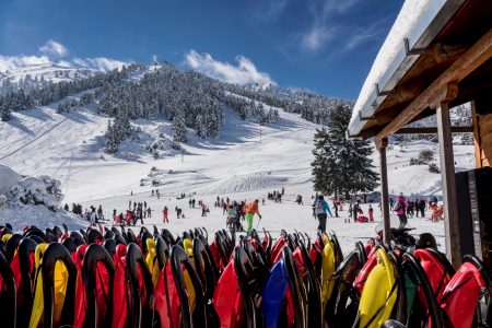 Αποδράσεις στο χιόνι: Κάνοντας σκι στην Ελλάδα