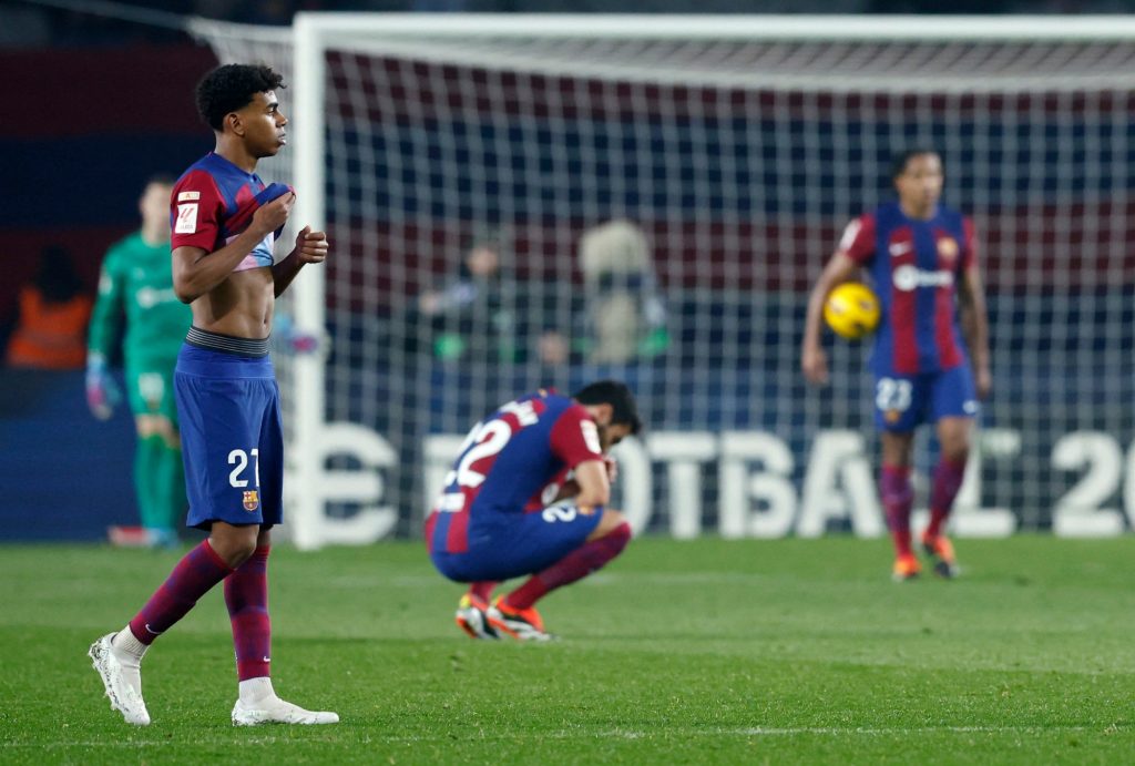 Η φανέλα της Μπαρτσελόνα δεν αρκεί για θαύματα – Ούτε ο Τσάβι αποδείχθηκε Μεσσίας