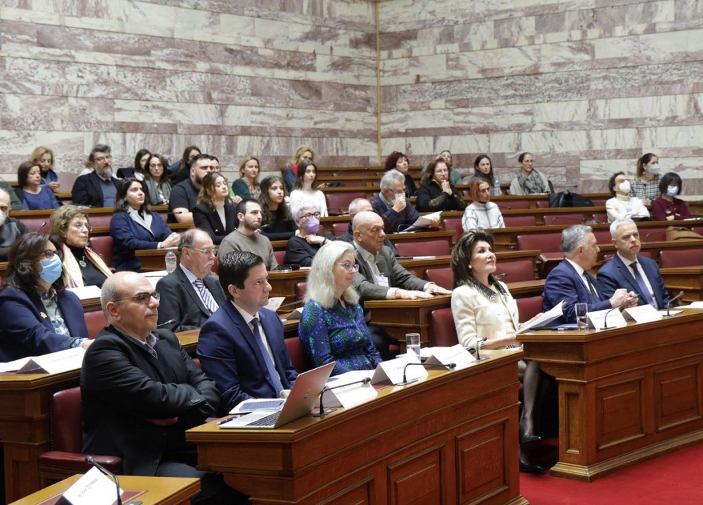 Γιάννα Αγγελοπούλου: Μια ξεχωριστή ομιλία στη Βουλή