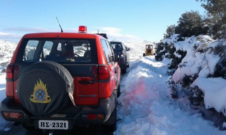 Κακοκαιρία Avgi: Απεγκλωβίστηκαν σώοι οι οδηγοί από τα χιόνια στην Πάρνηθα