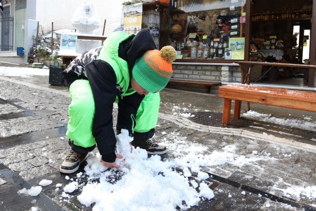 Καιρός: Ποια σχολεία παραμένουν κλειστά λόγω της κακοκαιρίας