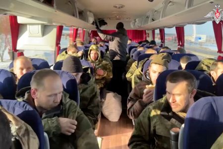 Ουκρανία: Γεγονός η ανταλλαγή εκατοντάδων αιχμαλώτων με τη Ρωσία