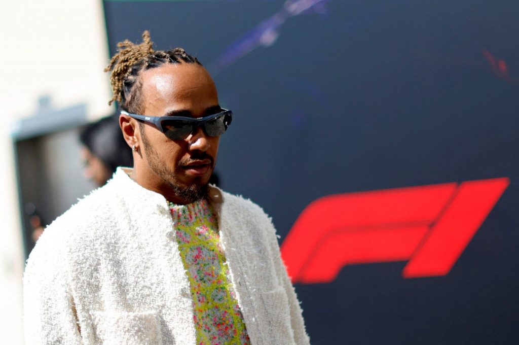 «Σεισμός» στην F1: Ετοιμος να υπογράψει στην Ferrari ο Χάμιλτον