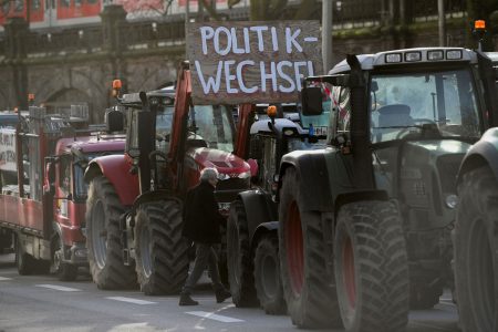 Προειδοποίηση ΔΝΤ προς κυβερνήσεις: Mπορεί να μετανιώσετε τις ενισχύσεις στους αγρότες