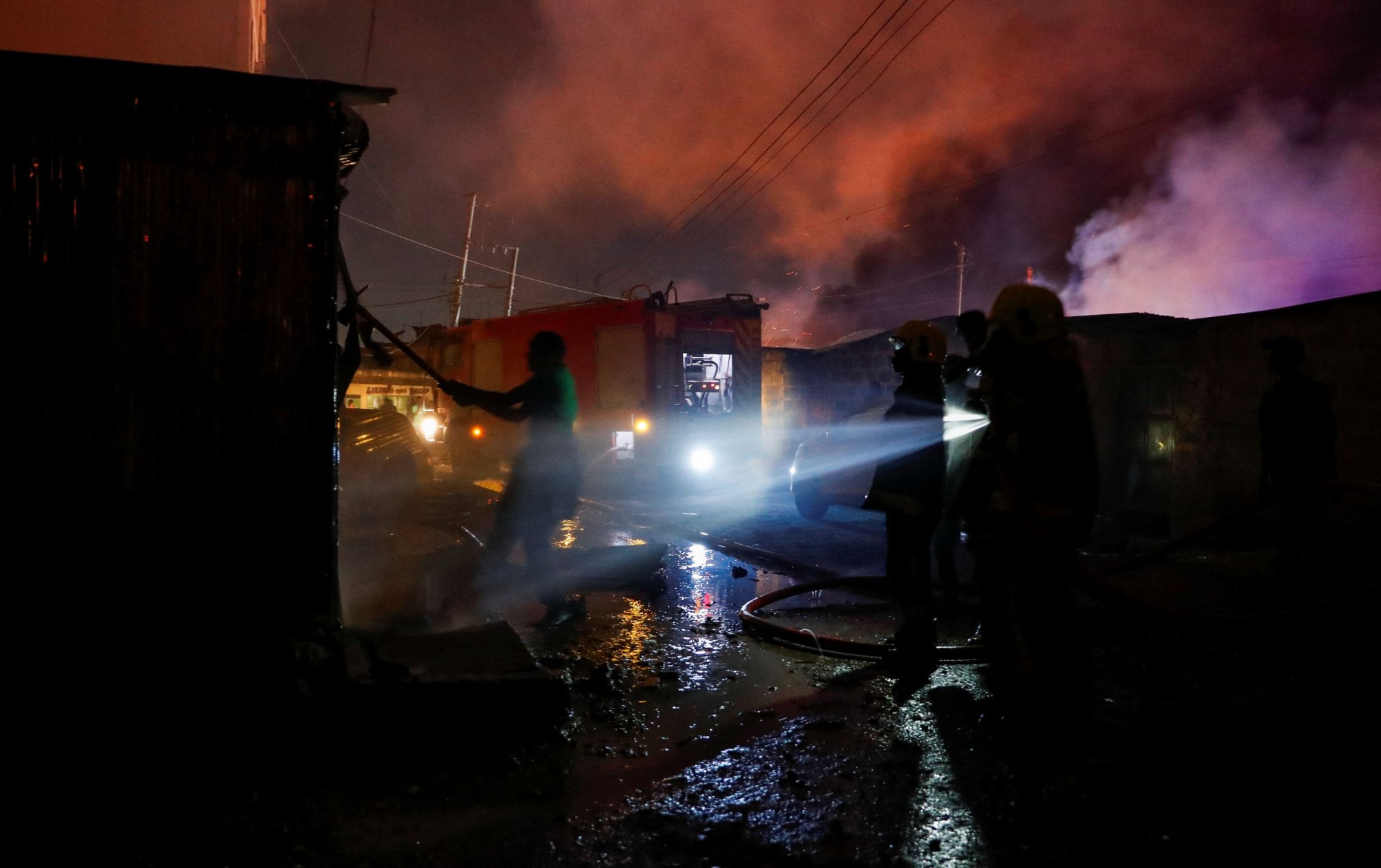 Κένυα: Εκατοντάδες τραυματίες από φωτιά στο Ναϊρόμπι