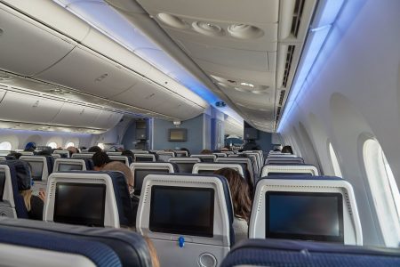 Είναι κάποιες θέσεις στο αεροπλάνο ασφαλέστερες από άλλες;