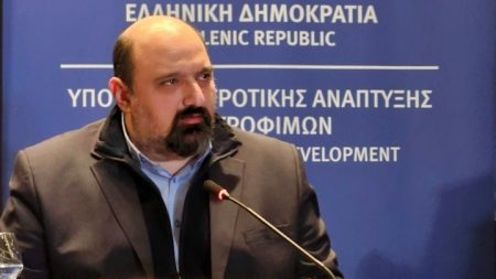 Τριαντόπουλος: Η κρατική αρωγή φθάνει έως και 500.000 ευρώ ανά αγρότη