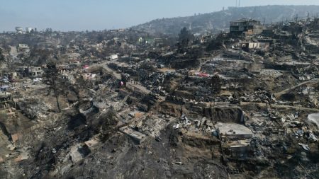 Χιλή: Μαίνονται οι πυρκαγιές – Στους 122 οι νεκροί