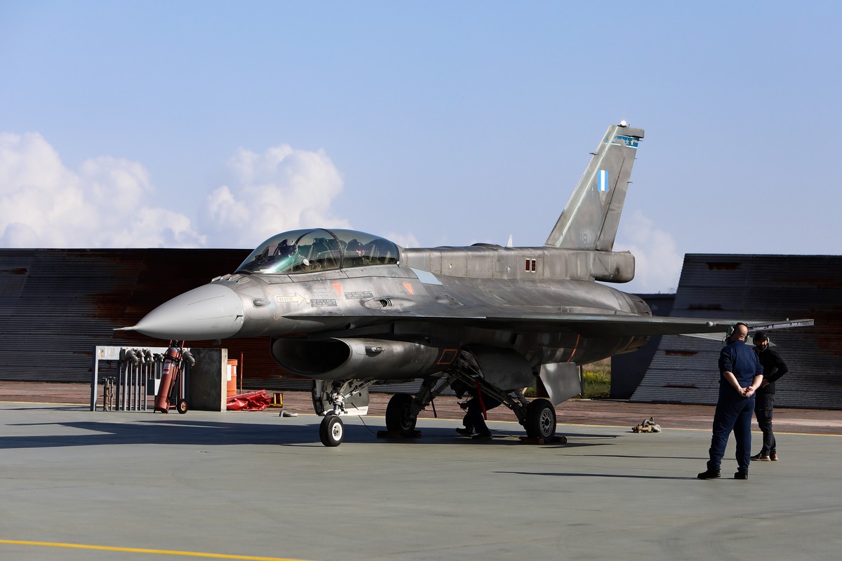 F-16 Viper: Πώς είναι να πετάς με μια «οχιά» – Η διαφορά με τα άλλα F-16