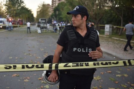 Κωνσταντινούπολη: Τρομοκρατική επίθεση στο Δικαστικό Μέγαρο – Νεκροί οι δράστες