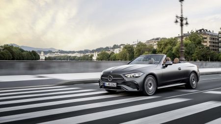 Mercedes-Benz CLE Cabriolet: Εξωστρεφής γοητεία