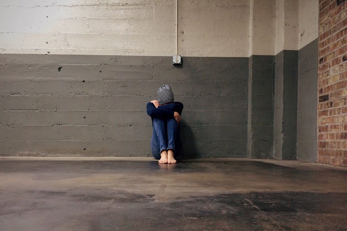 Φρίκη για 46χρονη: Τη βίαζαν και την εξέδιδαν σε Θεσσαλία και Αθήνα