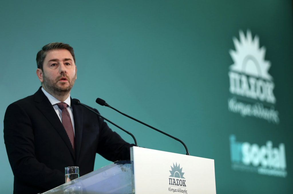 Ανδρουλάκης: Η χώρα θα πάει μπροστά με ένα ισχυρό δημόσιο πανεπιστήμιο