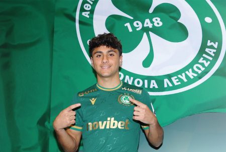 Ταχτσίν Οζλέρ: Το πολιτικό «γκολ» του Τουρκοκύπριου με την Ομόνοια