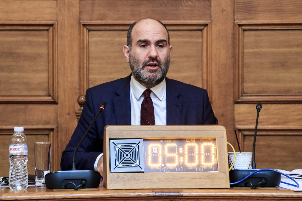 Μαρκόπουλος: Δέχεται απειλές για τα παιδιά του – «Πόλεμος λάσπης»