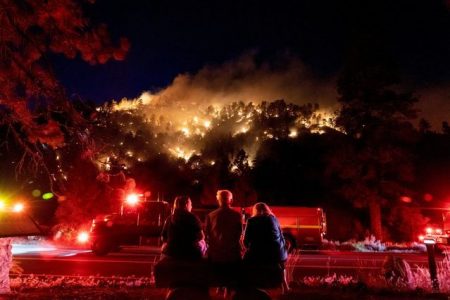 Δασικές πυρκαγιές: Πλέον δεν μπαίνουν σε ύφεση ούτε τη νύχτα