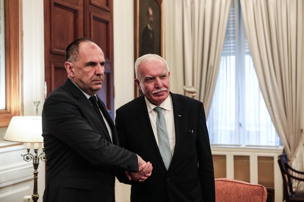 Γεραπετρίτης: Καλούμε για άμεση διακοπή των εχθροπραξιών στη Λωρίδα της Γάζας