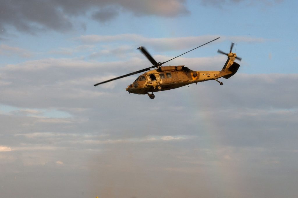 Tα «Μαύρα Γεράκια» και η δεύτερη Μοίρα «στελθ» μαχητικών