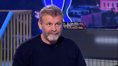 Ο Απόστολος Γκλέτσος στο «Night Out» με τον Θεοχάρη Ιωαννίδη