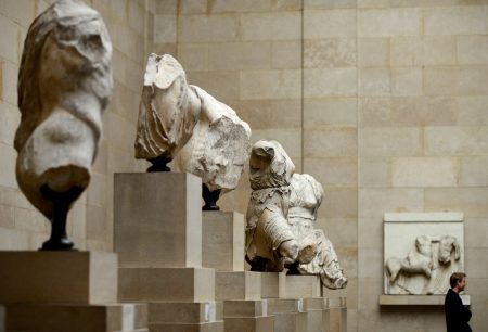 Όταν το Βρετανικό Μουσείο βεβήλωσε τα Γλυπτά του Παρθενώνα