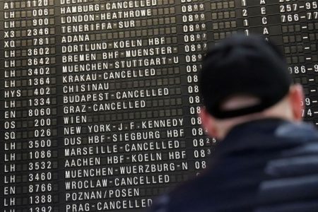 Lufthansa: Ταλαιπωρία για 100.000 επιβάτες λόγω απεργίας