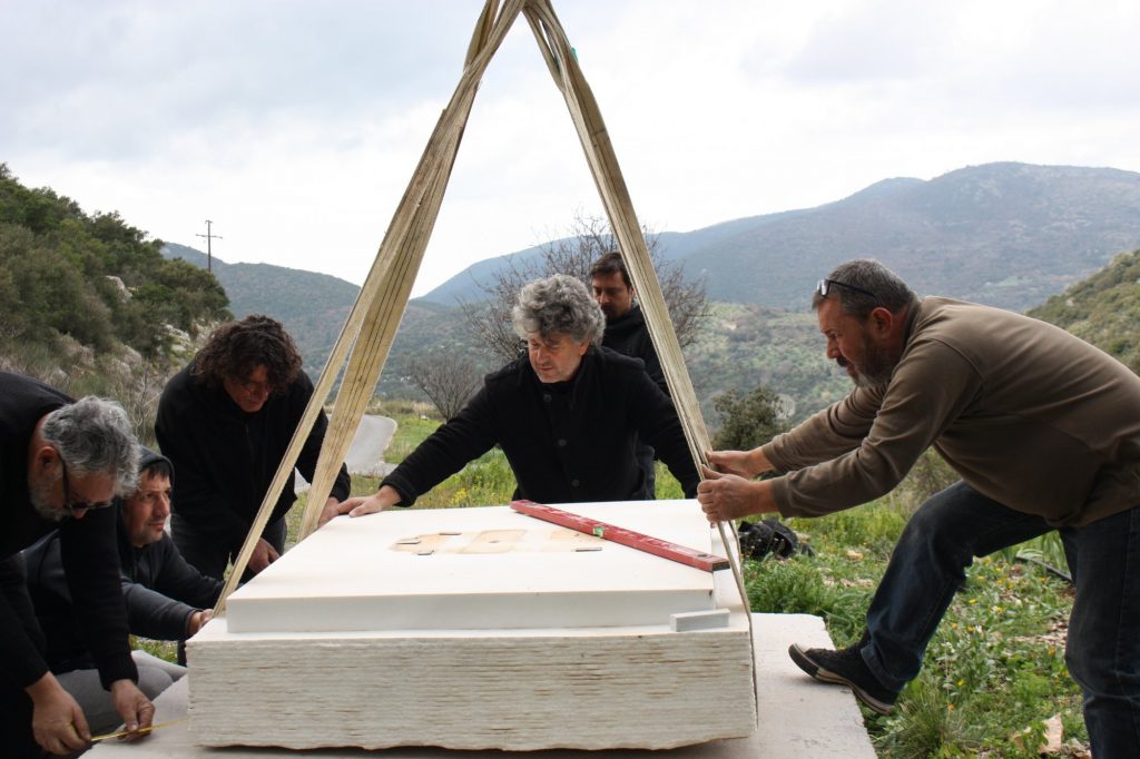 Γλυπτική: «Μνήμες από την Πέτρα στο Μάρμαρο» στη Μεσσηνία