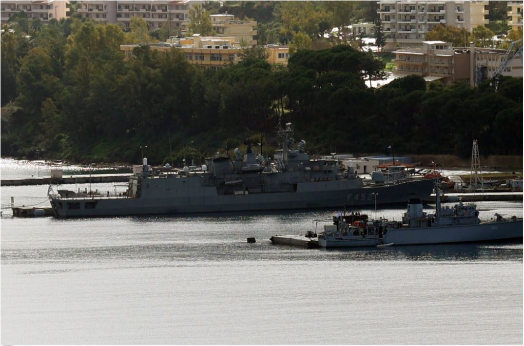 Φρεγάτα Υδρα: Εφτασε Σούδα – Επικίνδυνη εξέλιξη λένε ΚΚΕ και Νέα Αριστερά