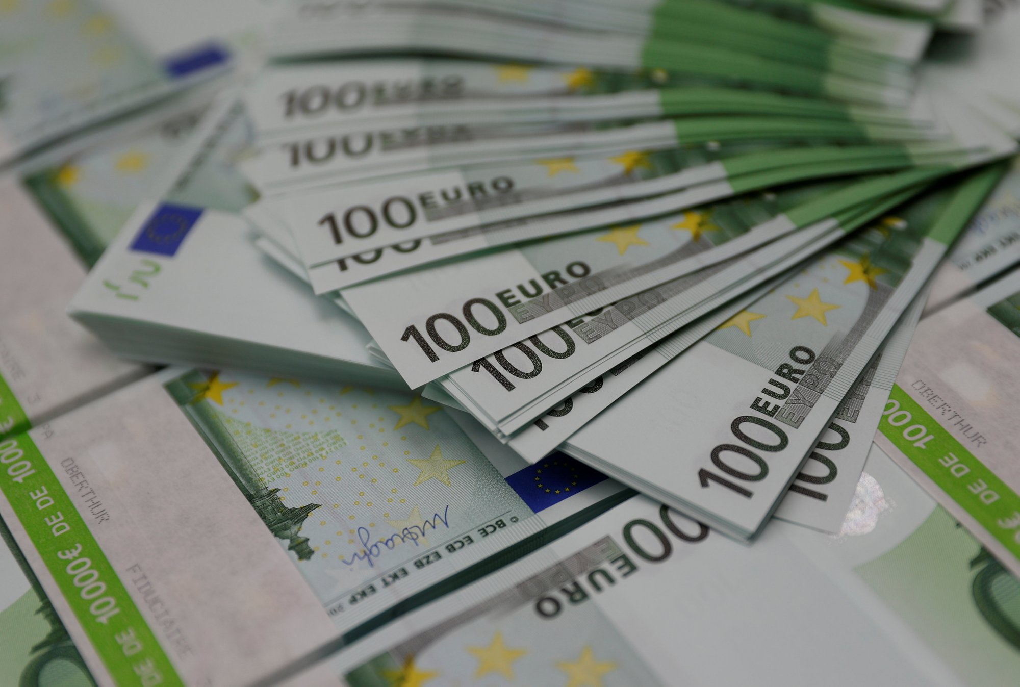 Πλαστά χαρτονομίσματα των 100 ευρώ από την Ισπανία κατέληγαν στην Ελλάδα