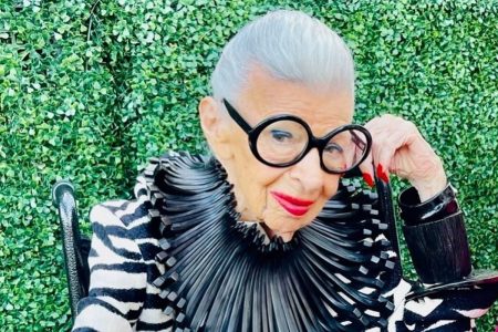Iris Apfel: Πέθανε στα 102 το απόλυτο fashion icon – Έγινε μοντέλο στα 97