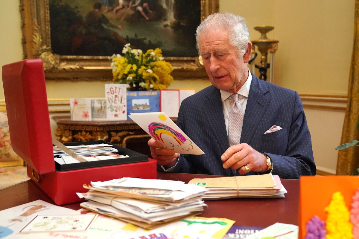 Βασιλιάς Κάρολος: Ετοιμάζει βαλίτσες ή τον διάδοχο; – Το απροσδόκητο ταξίδι