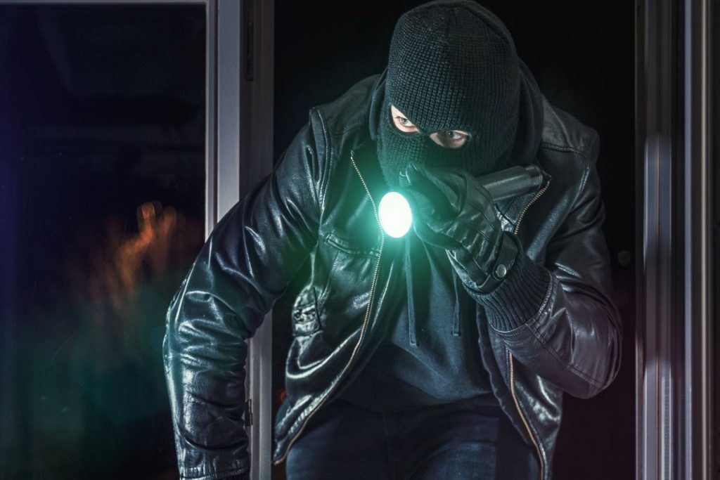 Ληστεία με λεία μαμούθ 90.000 ευρώ στον Διόνυσο