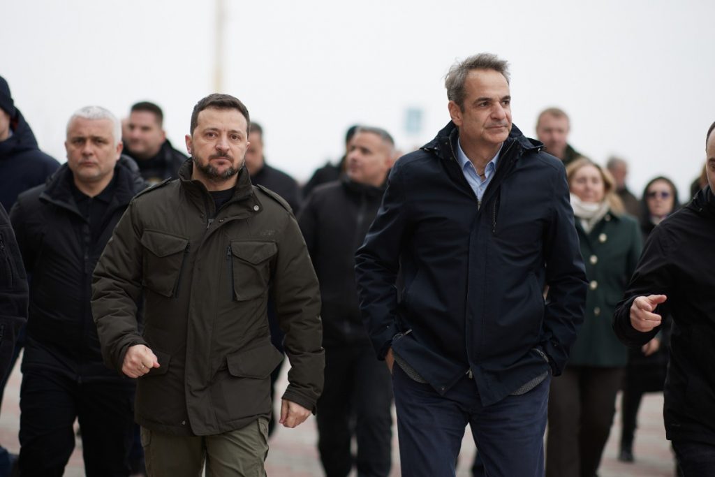 Ο Μητσοτάκης στην Ουκρανία στον πραγματικό πόλεμο