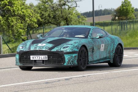 Aston Martin DBS: Σε τροχιά supercar