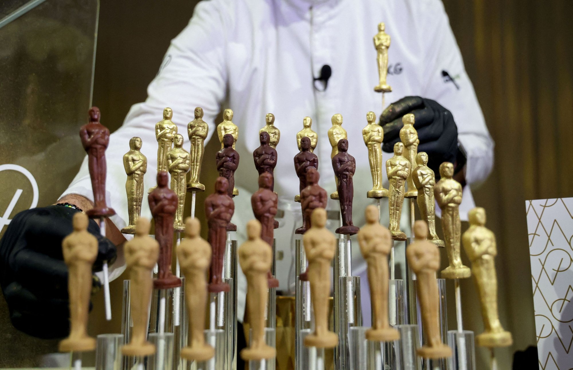 Oscars 2024: 5.000 σοκολατένια Όσκαρ από χρυσό στη δεξίωση