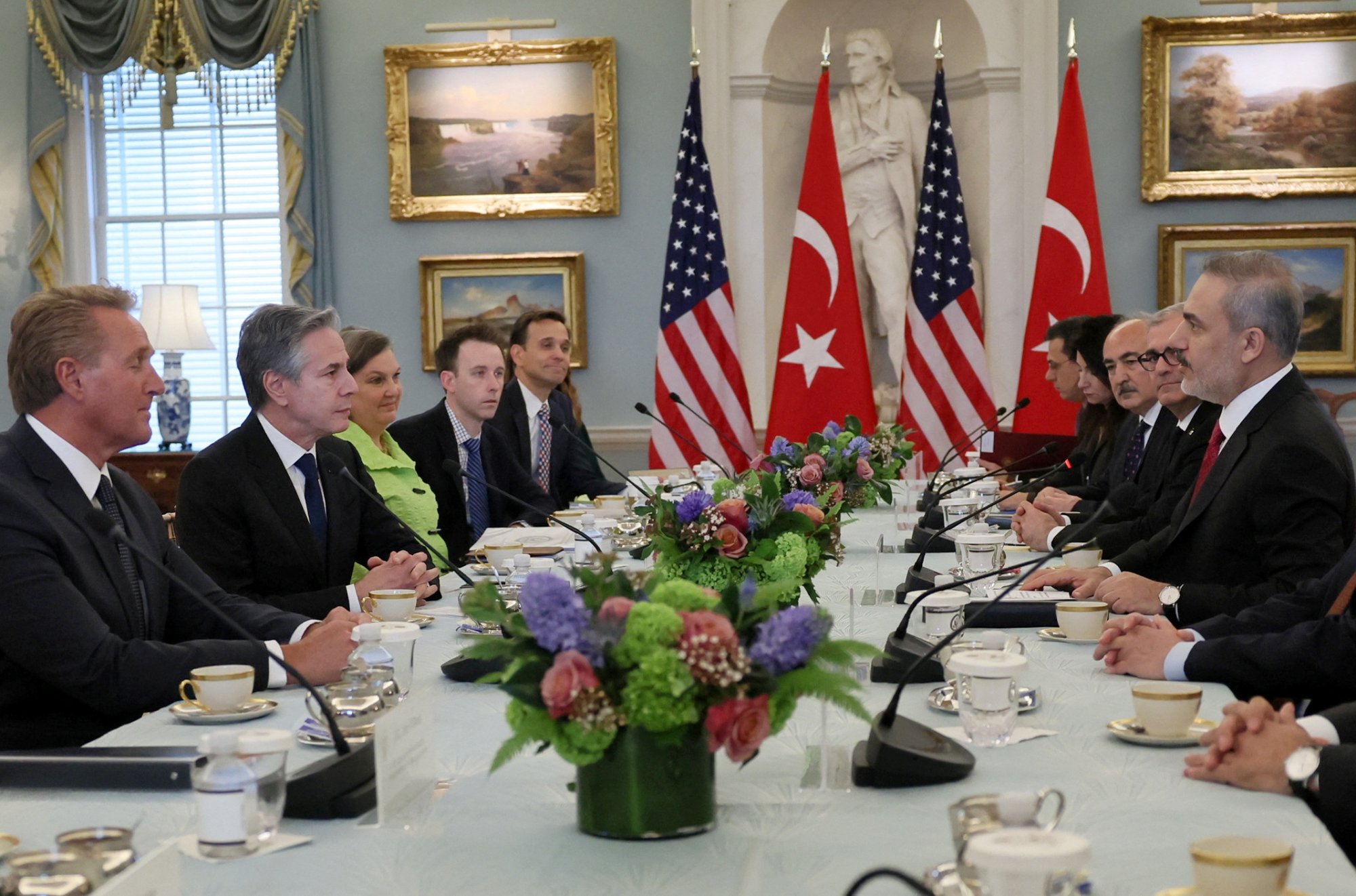 Ικανοποίηση Μπλίνκεν προς Φιντάν για τις σχέσεις Ελλάδας – Τουρκίας