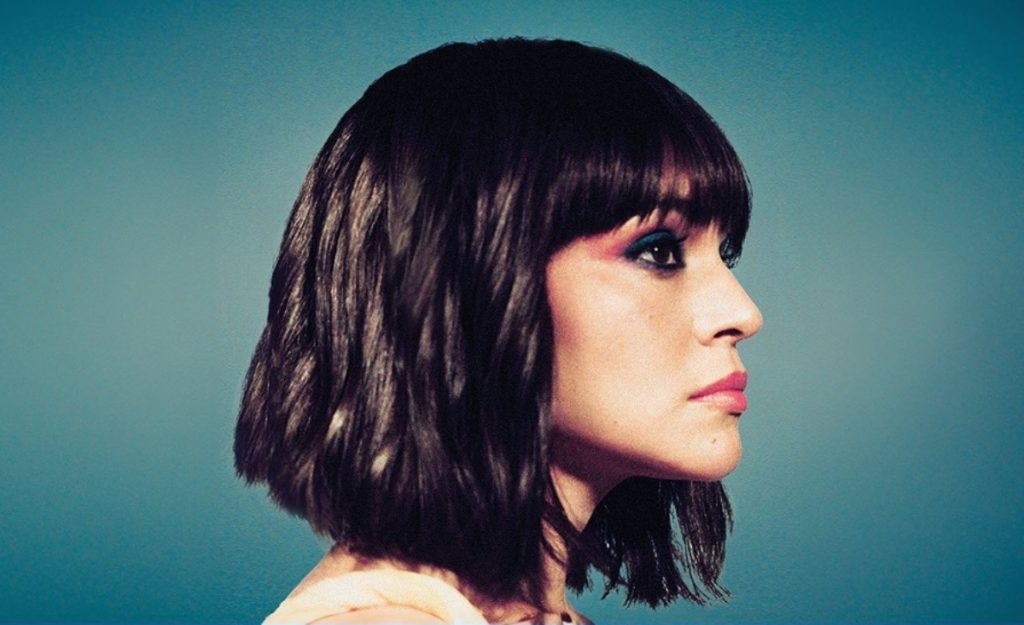 «Visions»: Η Norah Jones ξαναβρίσκει την υπερφυσική της δύναμη