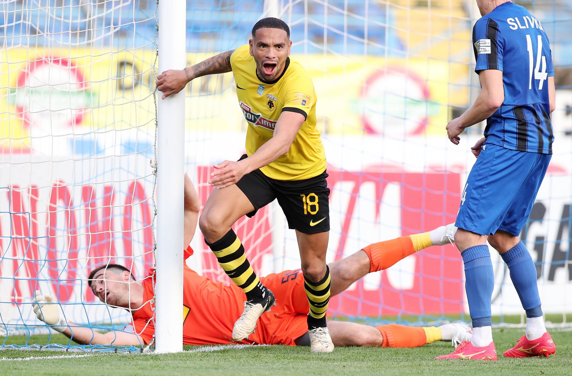 Λαμία – ΑΕΚ 0-4: Με γκολ – δώρο άνοιξε ο δρόμος για το άνετο διπλό