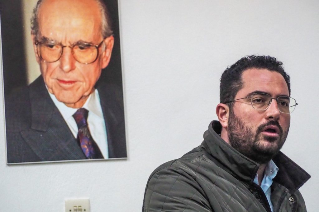 Τι ακούει και τι λέει το ΠαΣοΚ στις περιοδείες