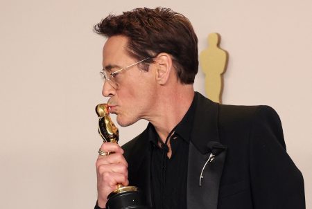 Oscars 2024: Ο Robert Downey Jr. ευχαρίστησε τη φρικτή παιδική του ηλικία